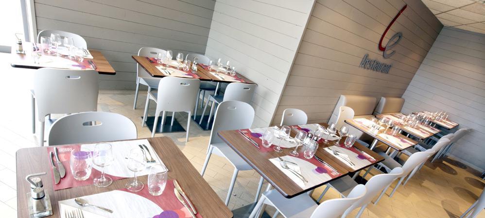 Hotel Campanile Lille Sud - Douai Cuincy Restaurant foto
